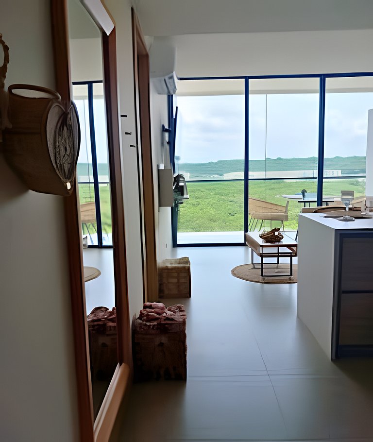 ¡Comodidad y Estilo frente al mar!