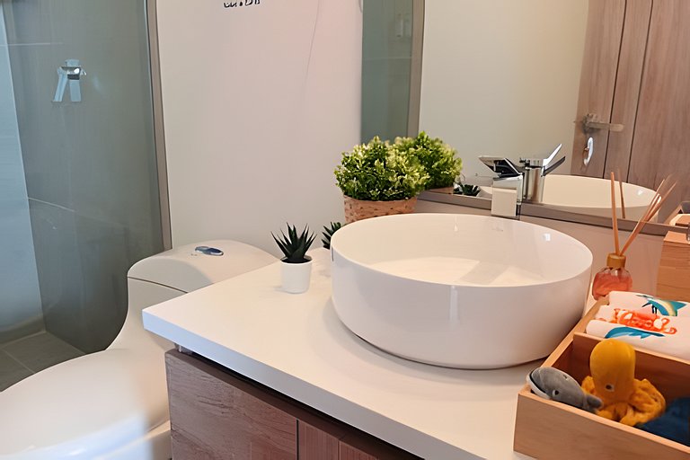 ¡Comodidad y Estilo frente al mar!