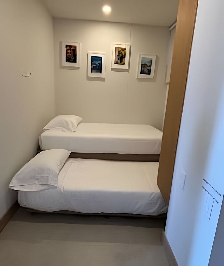 ¡Comodidad y Estilo frente al mar!