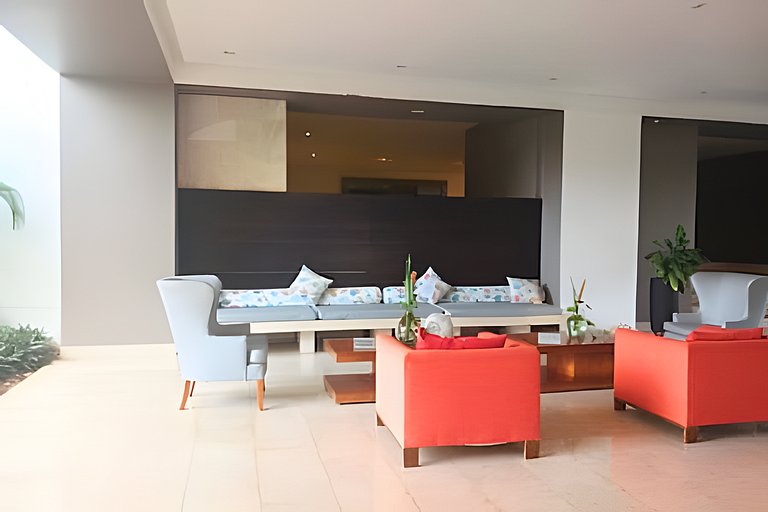 Terraza Frente al Mar y salida directa a la playa