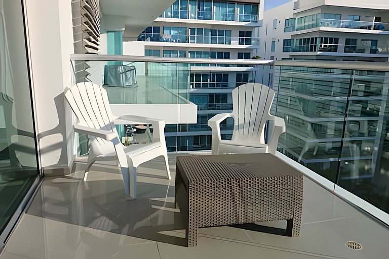 Terraza Frente al Mar y salida directa a la playa