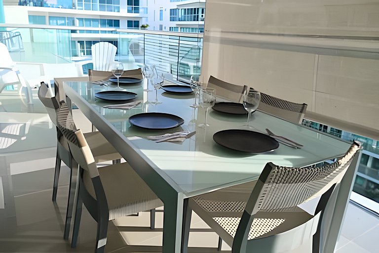 Terraza Frente al Mar y salida directa a la playa