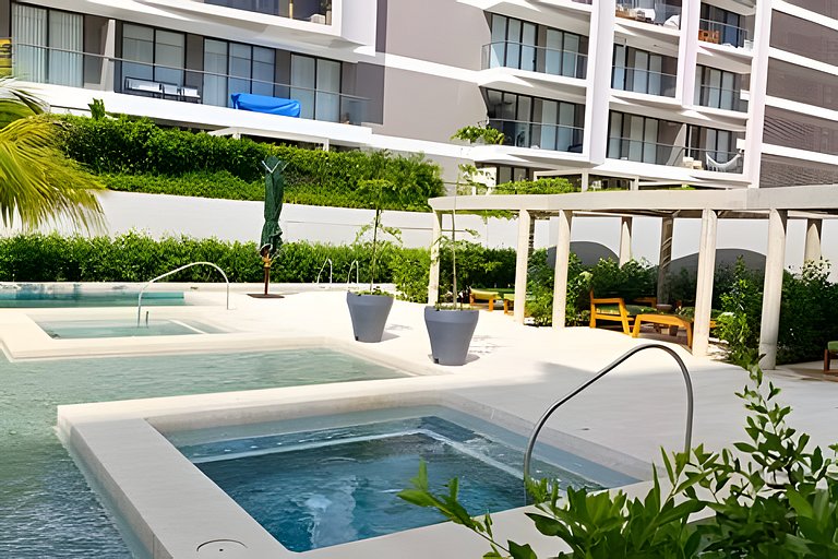 Vista al Mar y Acceso Directo a Playa Privada